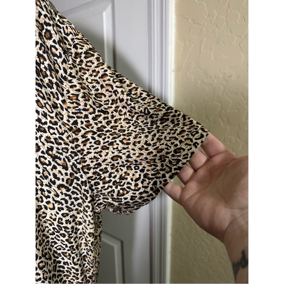 Sale 3 for $12 | Shein Leopard & Lace Cutout Plus Size Top - Picture 5 of 9